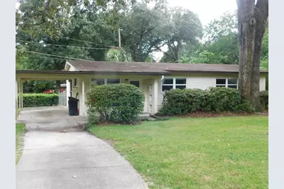 413 NW 35th Terrace, Gainesville, FL 32607 - Photo 2