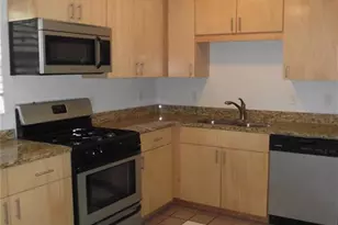 413 NW 35th Ter, Gainesville, FL 32607 - Photo 6