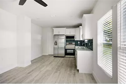 418 NW 3rd Avenue, Gainesville, FL 32601 - Photo 12