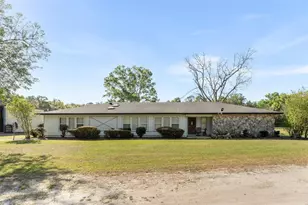 16525 SW 5th Pl, Newberry, FL 32669 - Photo 6