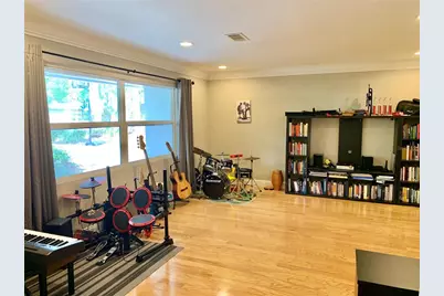 2219 NW 17th Avenue, Gainesville, FL 32605 - Photo 8