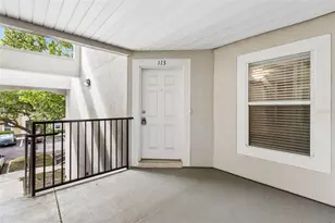 6075 Maggies Cir, Jacksonville, FL 32244 - Photo 2