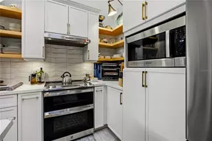 5027 SW 9th Ln, Gainesville, FL 32607 - Photo 12