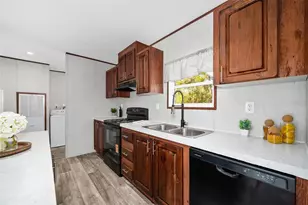 6951 NE 104th Ct, Bronson, FL 32621 - Photo 10