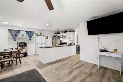 517 E Main Street, Bronson, FL 32621 - Photo 6