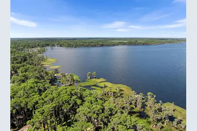332 SE 3rd Avenue, Melrose, FL 32666 - Photo 10