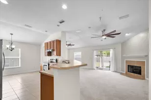 8224 NW 51st Dr, Gainesville, FL 32653 - Photo 2