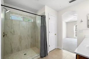 8224 NW 51st Dr, Gainesville, FL 32653 - Photo 14