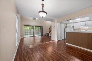 5701 SW 10th Pl, Gainesville, FL 32607 - Photo 6