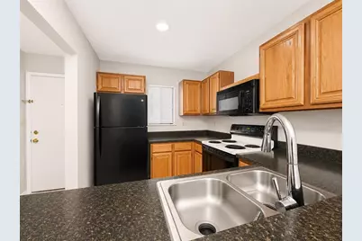 81 SE 16th Avenue #D101, Gainesville, FL 32601 - Photo 10