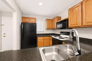 81 SE 16th Ave, Gainesville, FL 32601 - Photo 10
