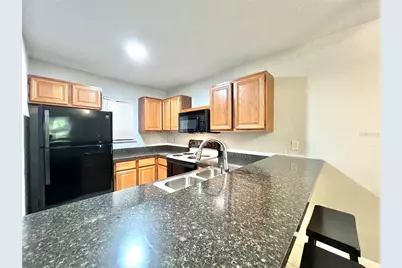 81 SE 16th Avenue #D101, Gainesville, FL 32601 - Photo 12