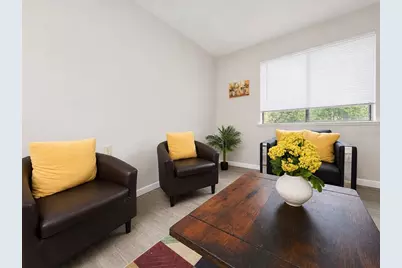81 SE 16th Avenue #D101, Gainesville, FL 32601 - Photo 6