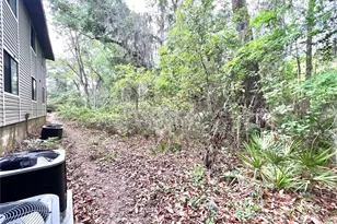 81 SE 16th Ave, Gainesville, FL 32601 - Photo 24