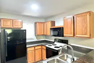 81 SE 16th Ave, Gainesville, FL 32601 - Photo 10