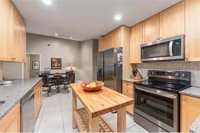 2725 NW 38th Street, Gainesville, FL 32605 - Photo 10