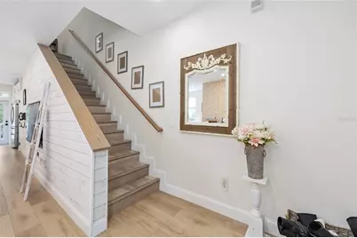 621 SW 10th Street #201, Gainesville, FL 32601 - Photo 18