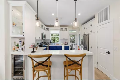 621 SW 10th Street #201, Gainesville, FL 32601 - Photo 12