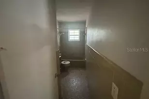 23 NE 6th St, Chiefland, FL 32626 - Photo 10