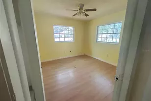 23 NE 6th St, Chiefland, FL 32626 - Photo 6