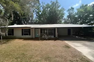 23 NE 6th St, Chiefland, FL 32626 - Photo 12