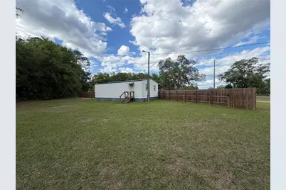 683 N Court Street, Bronson, FL 32621 - Photo 12