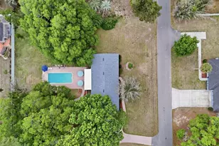 2921 NW 30th Ter, Gainesville, FL 32605 - Photo 4