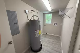 2232 SE 8th Pl, Gainesville, FL 32641 - Photo 18