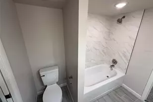 2232 SE 8th Pl, Gainesville, FL 32641 - Photo 14