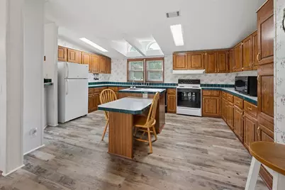 11201 SW 49th Terrace, Lake Butler, FL 32054 - Photo 12