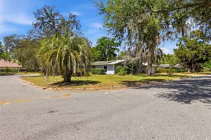 4006 NW 36th Ter, Gainesville, FL 32605 - Photo 18