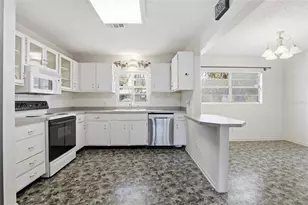 4006 NW 36th Ter, Gainesville, FL 32605 - Photo 4