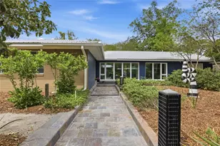 1716 NW 12th Rd, Gainesville, FL 32605 - Photo 2