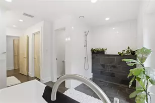 1716 NW 12th Rd, Gainesville, FL 32605 - Photo 34