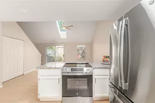 9755 SW 52nd Rd, Gainesville, FL 32608 - Photo 14