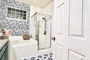 11607 NW 18th Pl, Gainesville, FL 32606 - Photo 18