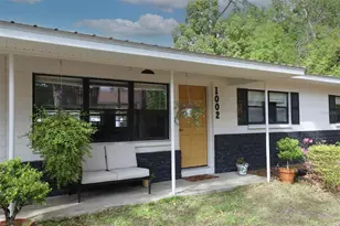 1002 NE 19th Pl, Gainesville, FL 32609 - Photo 10