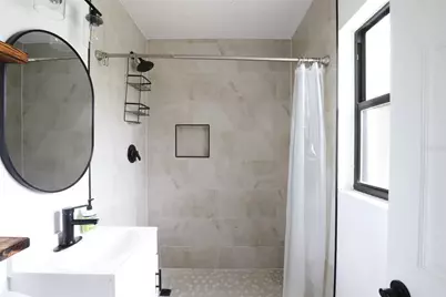 1002 NE 19th Place, Gainesville, FL 32609 - Photo 30