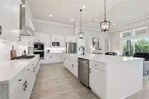 10776 SW 36th Pl, Gainesville, FL 32608 - Photo 4