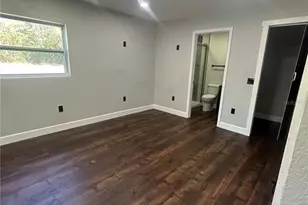 1111 SE 6th Ave, Gainesville, FL 32601 - Photo 12