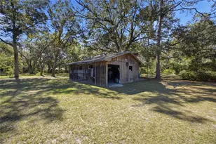 1638 SW King St, Lake City, FL 32024 - Photo 44