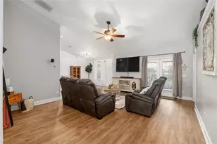 25175 SW 20 Ave, Newberry, FL 32669 - Photo 16