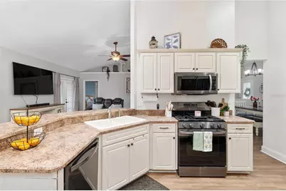 25175 SW 20th Avenue, Newberry, FL 32669 - Photo 30