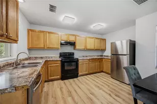 1135 NE 24th Terrace, Gainesville, FL 32641 - Photo 12