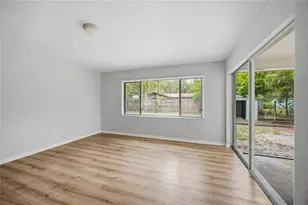 1135 NE 24th Terrace, Gainesville, FL 32641 - Photo 8
