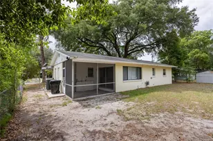 1135 NE 24th Terrace, Gainesville, FL 32641 - Photo 24