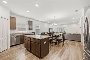 670 NW 243rd Ter, Newberry, FL 32669 - Photo 8