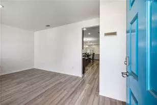 670 NW 243rd Ter, Newberry, FL 32669 - Photo 4