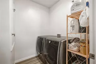 670 NW 243rd Ter, Newberry, FL 32669 - Photo 30