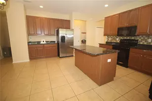 2803 Moonstone Bend, Kissimmee, FL 34758 - Photo 6